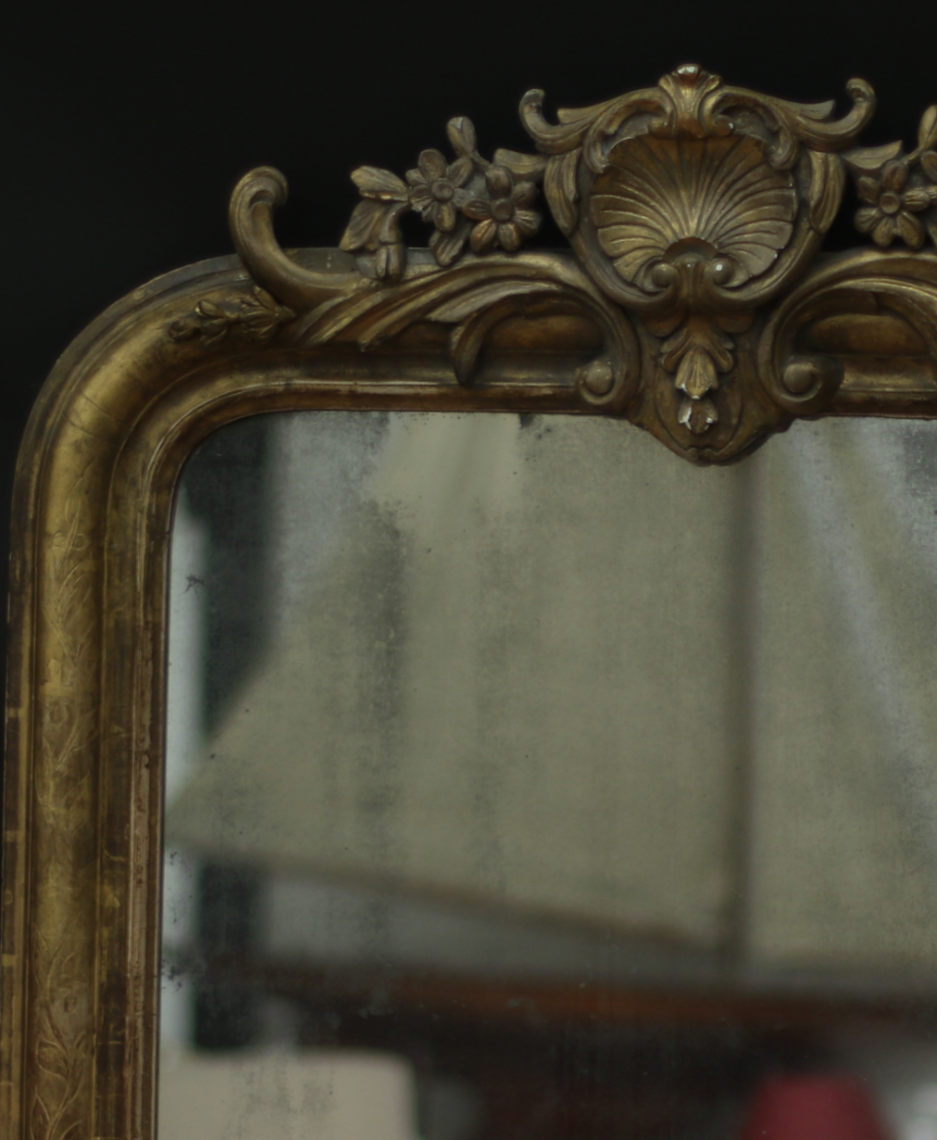 Mirror with Incised Frame and Shell Crest